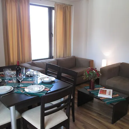 Daire Ramada 2 Alexander Services *